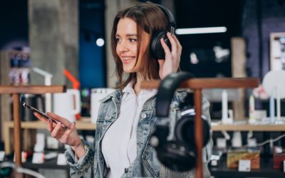 How to Choose the Right Cell Phone Accessories for Your Needs in Norristown, PA